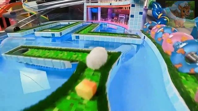 Хомячки заботятся о малышах! Малыш подставляет хомячка! смотреть онлайн