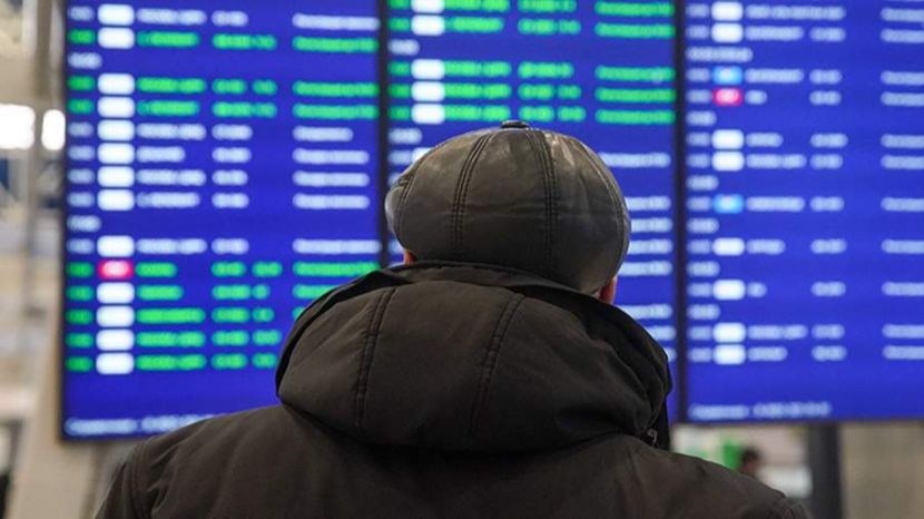 В аэропорту Краснодара ввели ограничения на полеты самолетов смотреть онлайн