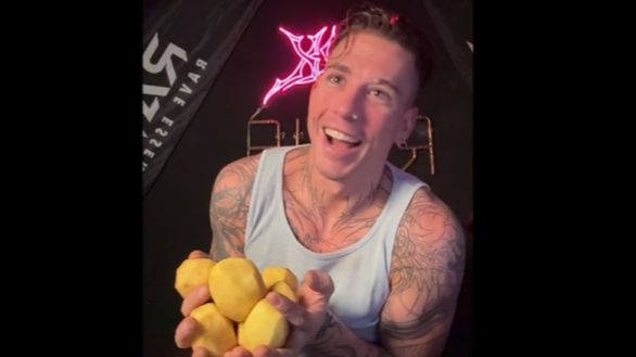 Cooking with Vanya draniki - last 10 minutes смотреть онлайн