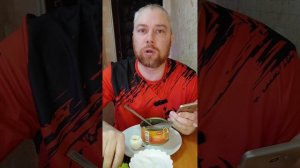 Ответы на вопросы. Консервы индейка,два яйца, свежий салат,солёный огурец, квашеная капуста. Мукбанг