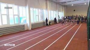 Легкоатлеты открыли зимний сезон в обновленном манеже Брянска