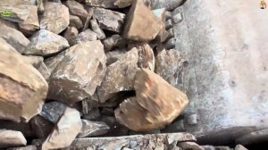 Строительство, дробление щебёнки