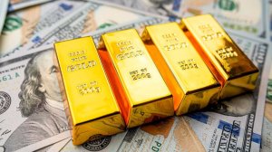 Драгоценные металлы взлетели в цене: золото и серебро достигли на бирже исторического максимума