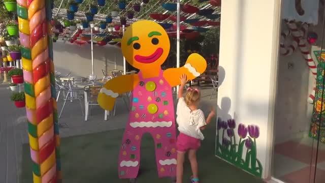 Настя в парке развлечений - сборник лучших моментов смотреть онлайн