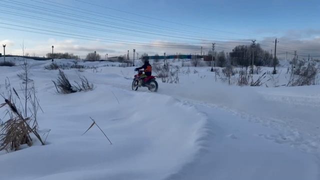 Школа мотокросса ZRT Тренировка на мотоцикле без шипов