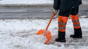 МОРОЗ .Расчистка льда и снега          ПОДПИШИСЬ