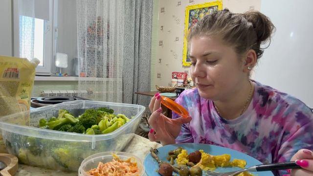 МУКБАНГ СВИНОЖОР КАК С ГОЛОДНОГО КРАЯ смотреть онлайн