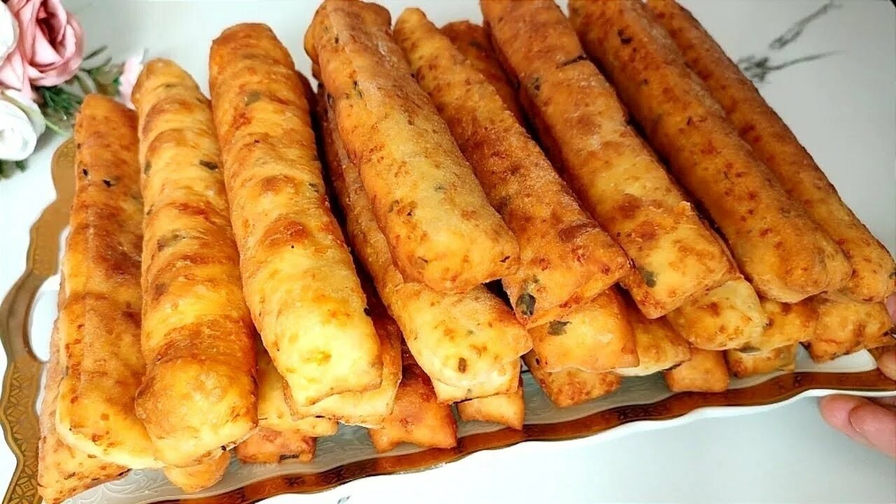 Очень вкусные сырные палочки 🧀 смотреть онлайн