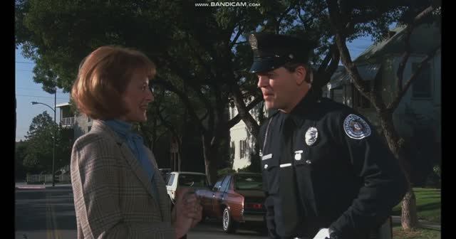 классные и смешные моменты из фильма Полицейская академия(1994) смотреть онлайн