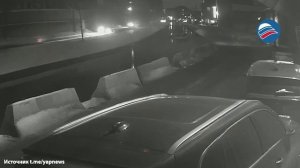 Момент падения авто с женщиной и ребенком в канал в Дагестане попал на видео