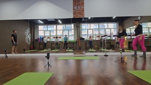 Весёлая укрепляющая тренировка. разгибания, штанга, страус. 26.01.26 с Любовью Жуковской