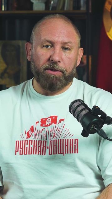 ВЫГНАЛИ ХОЗЯЕВ ИЗ КВАРТИРЫ! #shorts #short смотреть онлайн