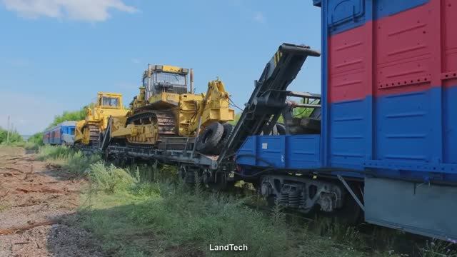 Работа Восстановительного Поезда , Бульдозер Т-330 смотреть онлайн