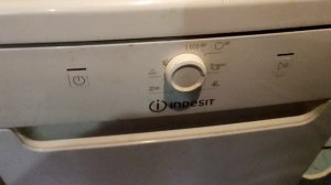 Хозяйственные дела.# Пылесошу, мою посуду, готовлю