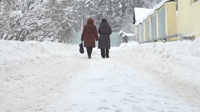 Оторванные от цивилизации смотреть онлайн