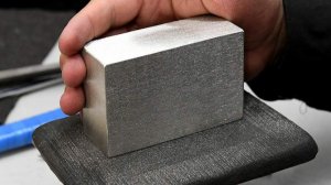 Биржевая цена серебра поднялась выше $117 за тройскую унцию