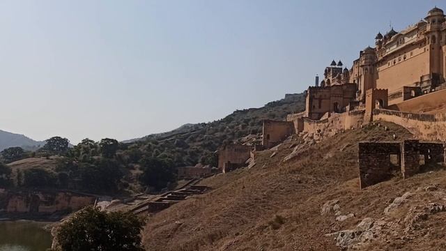 Мощный Амбер форт и окрестности! смотреть онлайн
