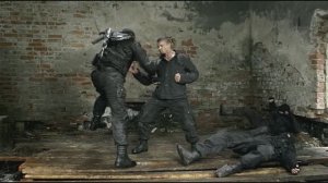 Сериал Кремень (Схватка с Омоном )