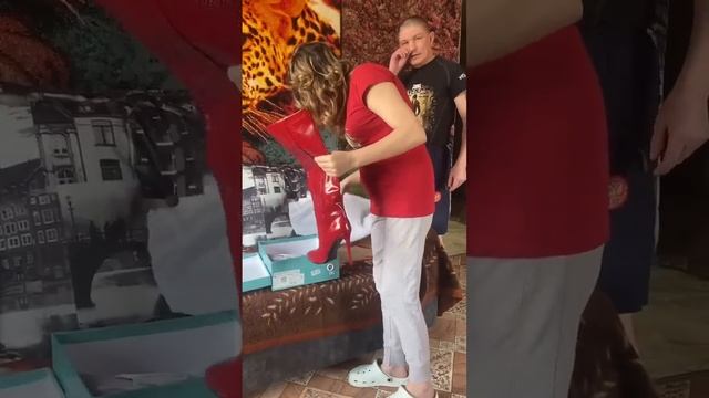 ГОТОВИМ ЛЕГКИЙ СУПЧИК И НОВЫЕ САПОГИ ИРИШКИ ЧИКИ ПИКИ смотреть онлайн