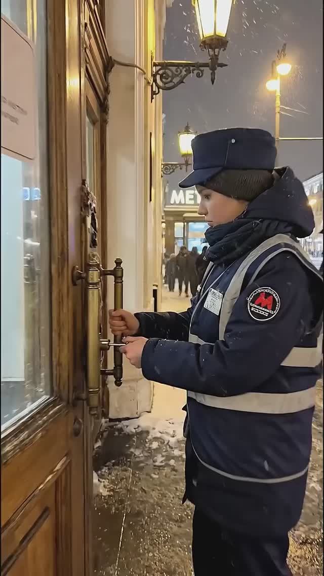 Что происходит ночью в московском метро ! смотреть онлайн