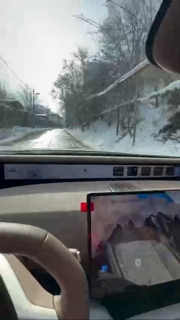 Чувак русифицировал голосовой помощник на своем «китайце» — результат превзошёл все ожидания. смотреть онлайн