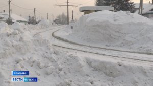 Затерянные в сугробах: кемеровчане жалуются на работу дорожных служб