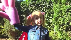 Настя и волшебные цветные палатки Оживили Лунтика