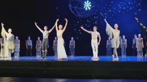 Выход артистов - участников балета "Сияющий камень" после спектакля! 24.01.2026 г.