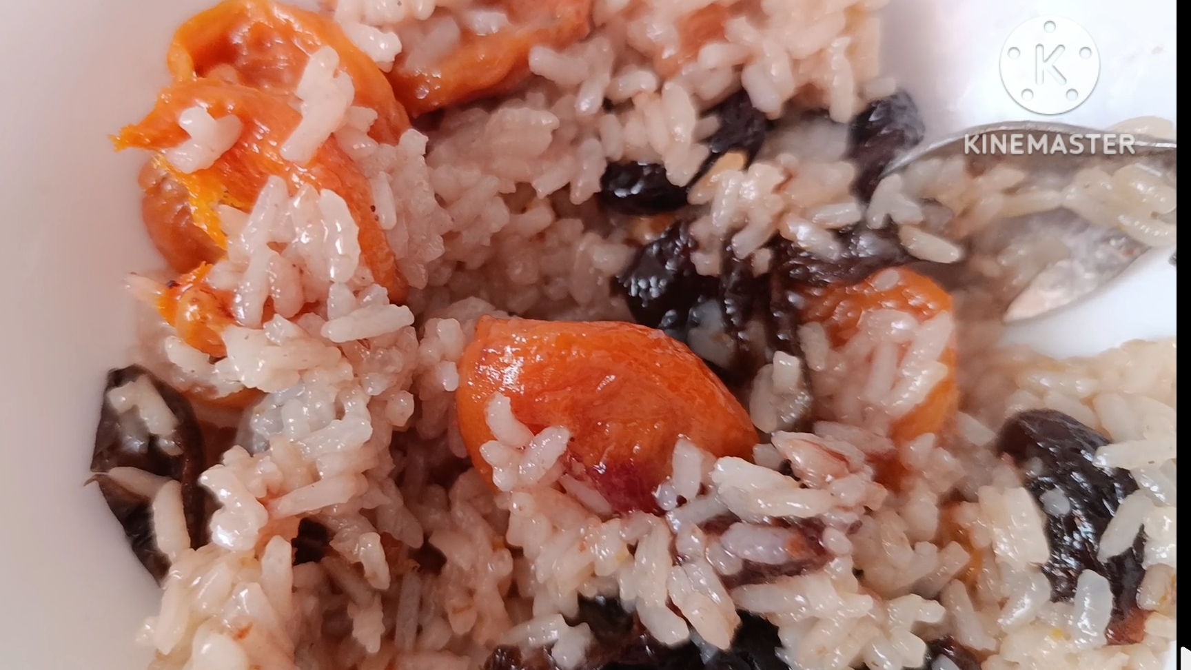 БОРЩ сварил МАКСИМ!🍲Я рис С сухофруктами!☺️ смотреть онлайн