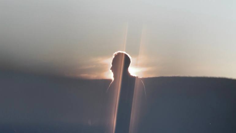 Мастер Пранава. Почему любовь связана с болью? Разрушительная энергия. смотреть онлайн