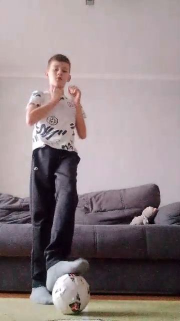 небольшой финт в футболе смотреть онлайн