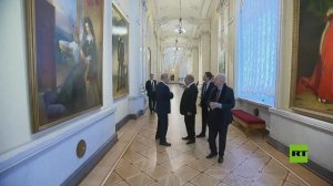 إفطار عمل يختتم لقاء الرئيس بوتين وملك ماليزيا في متحف الإرميتاج في بطرسبورغ