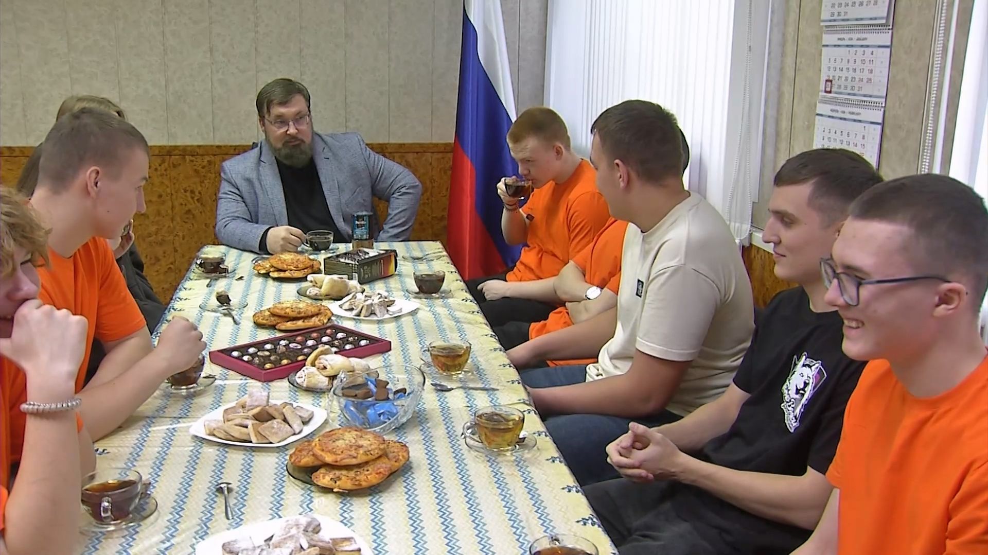 «Завтрак с директором» провели студенты в Серове смотреть онлайн