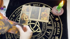 Его действия к Вам. Гадание на Таро