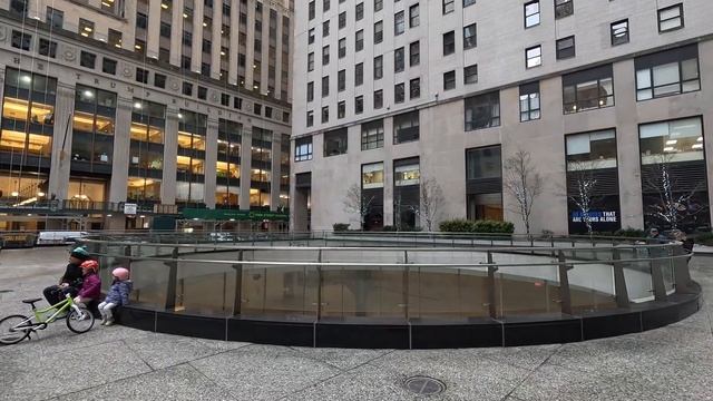 Прогулка по Финансовому району небоскрёбы, Уолл-стрит и мемориал 9/11 🏙️ смотреть онлайн