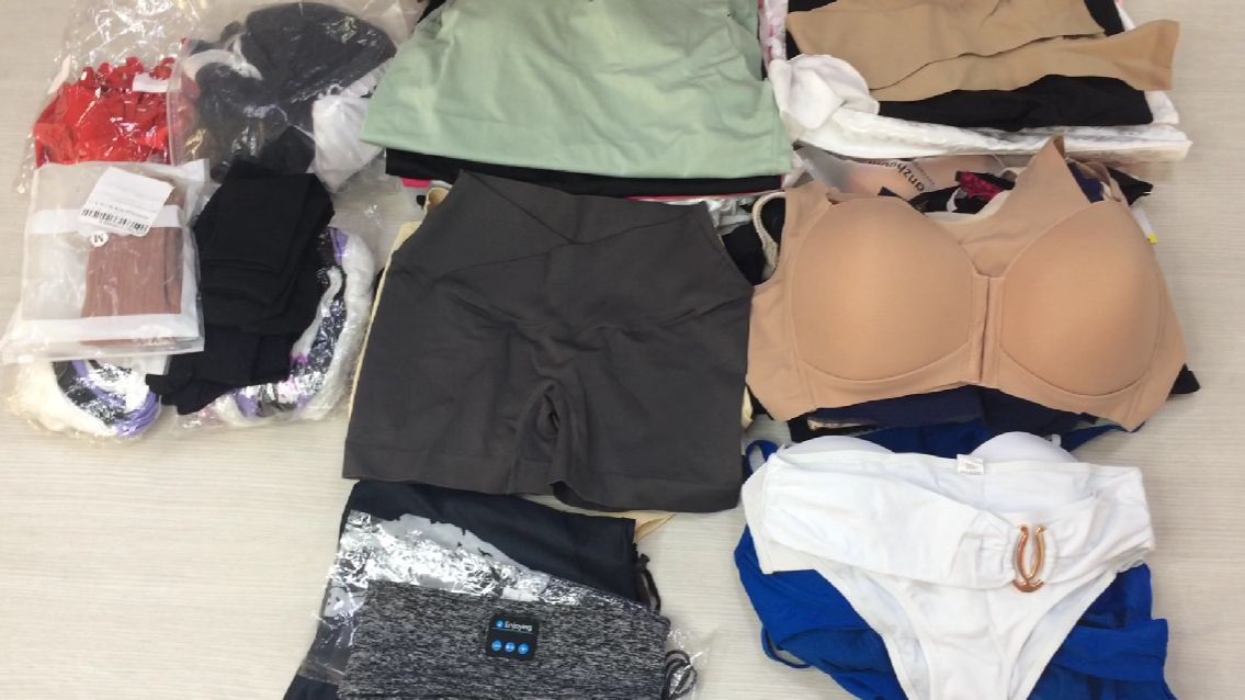 сти201.1. Нижнее белье, утяжки, носки, купальники новое смотреть онлайн