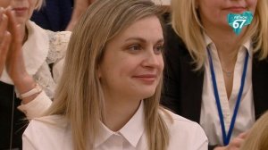 Глава Соцфонда России вручил 80-тысячный в Смоленской области сертификат на материнский капитал