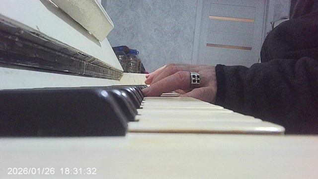 Пианино: "Жили у бабуси" - обработка исполнителя смотреть онлайн