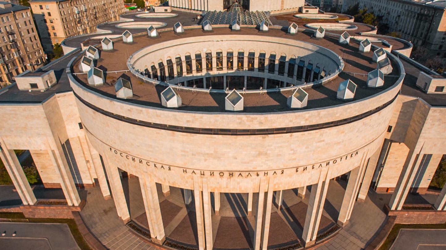 Творческая встреча с поэтом и музыкантом Ильей Оленевым смотреть онлайн