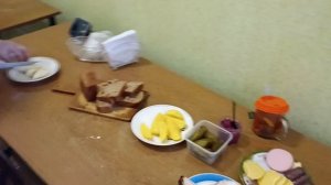 Конец недели на работе,как быстро организовать стол