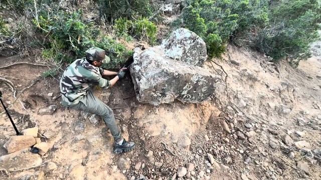Невероятно интересные находки под древними камнями! смотреть онлайн