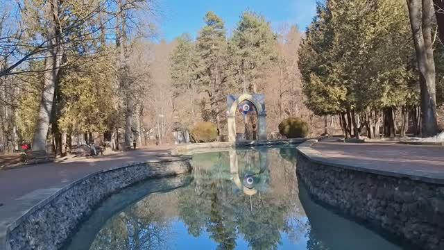 ПРОЛУЛКА С ДОЧЕРЬЮ ПО ПАРКУ. смотреть онлайн