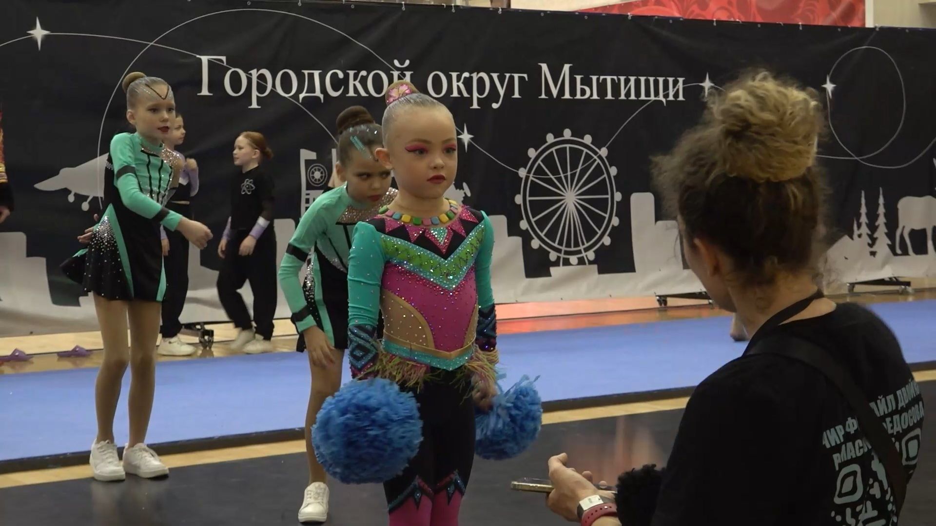 Праздник помпонов и акробатики: как прошел фестиваль чирлидинга? смотреть онлайн