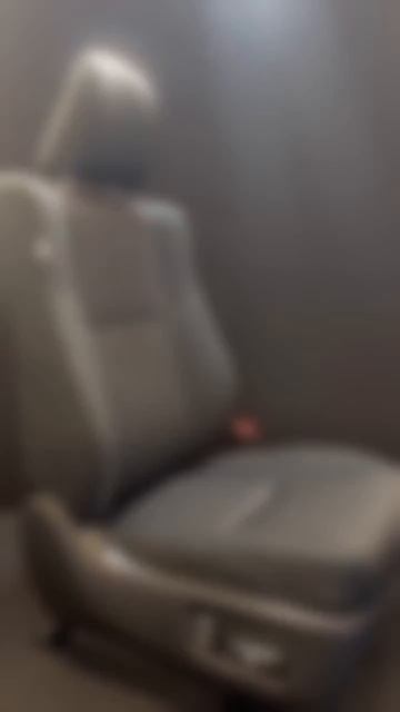 Toyota Land Cruiser Prado 150. Авточехлы смотреть онлайн