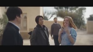 Вступительная сцена второго сезона «Капельки Бога» на Apple TV