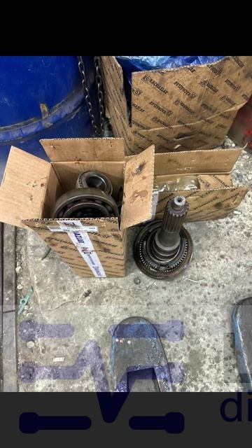 MB ACTROS. Коробка G211 12-ступка. Замененные запчасти. Промежуточный вал, его фрикционы и корпус. смотреть онлайн