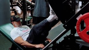 Istokiya и Папа Смит тренируют ноги