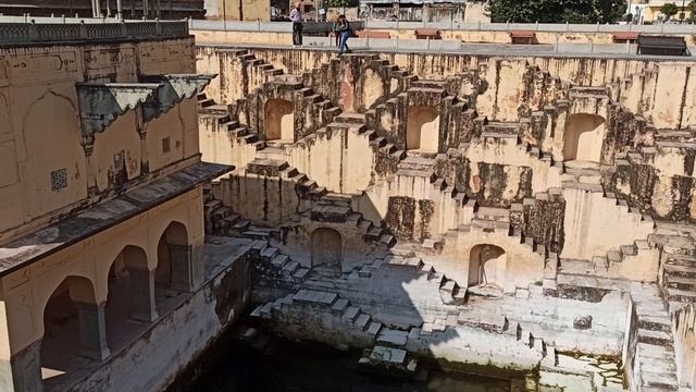 Ступенчатый колодец для сбора дождевой воды! смотреть онлайн