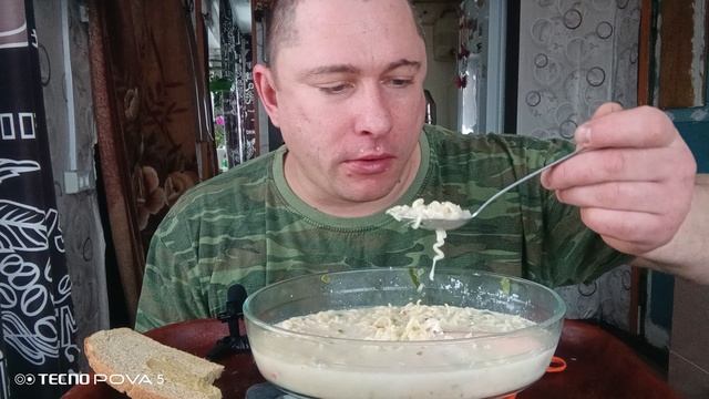 Мукбанг/вкусняшки/Доширак с сосисками/ смотреть онлайн