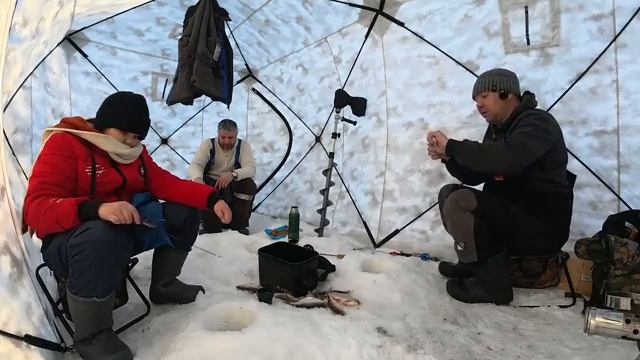 Рыбалка на речке смотреть онлайн